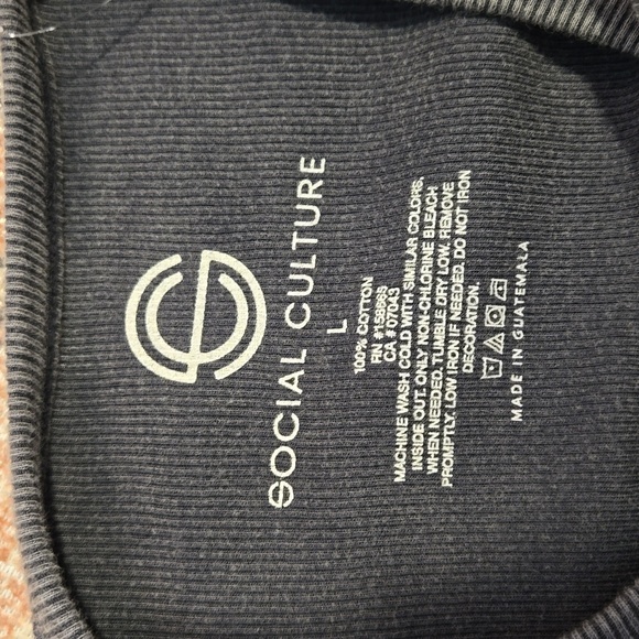 Social Culture Gray Ribbed Turbo Racing Short Sleeve Tee - Size Large - Picture 8 of 8